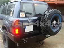 Zadní pevnostní nárazník Nissan Patrol Y61 GU4 